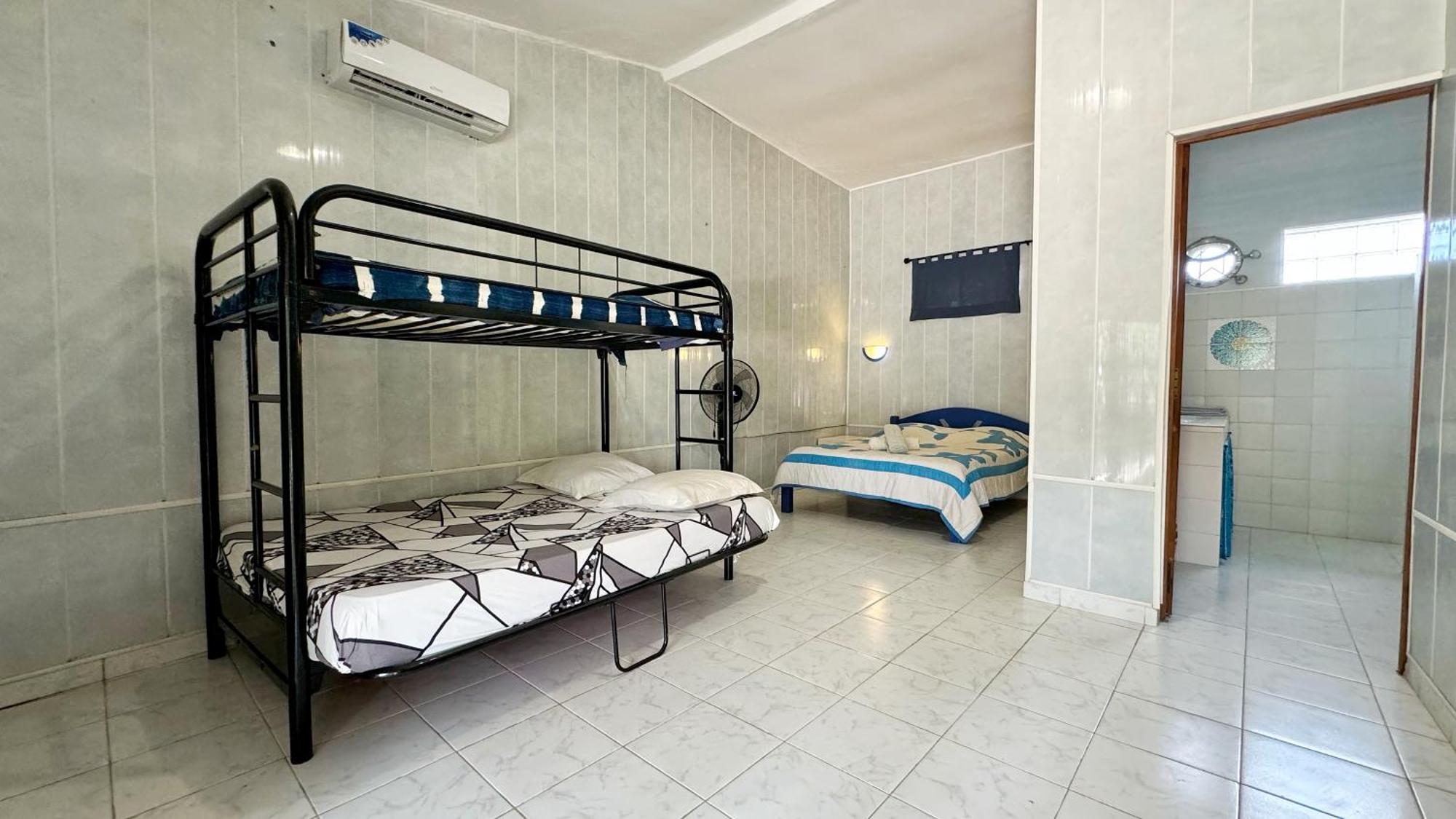 Kayzen House Hotel Ngaparou Kamer foto