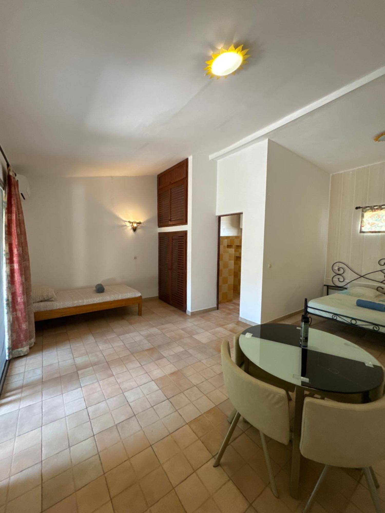 Kayzen House Hotel Ngaparou Buitenkant foto